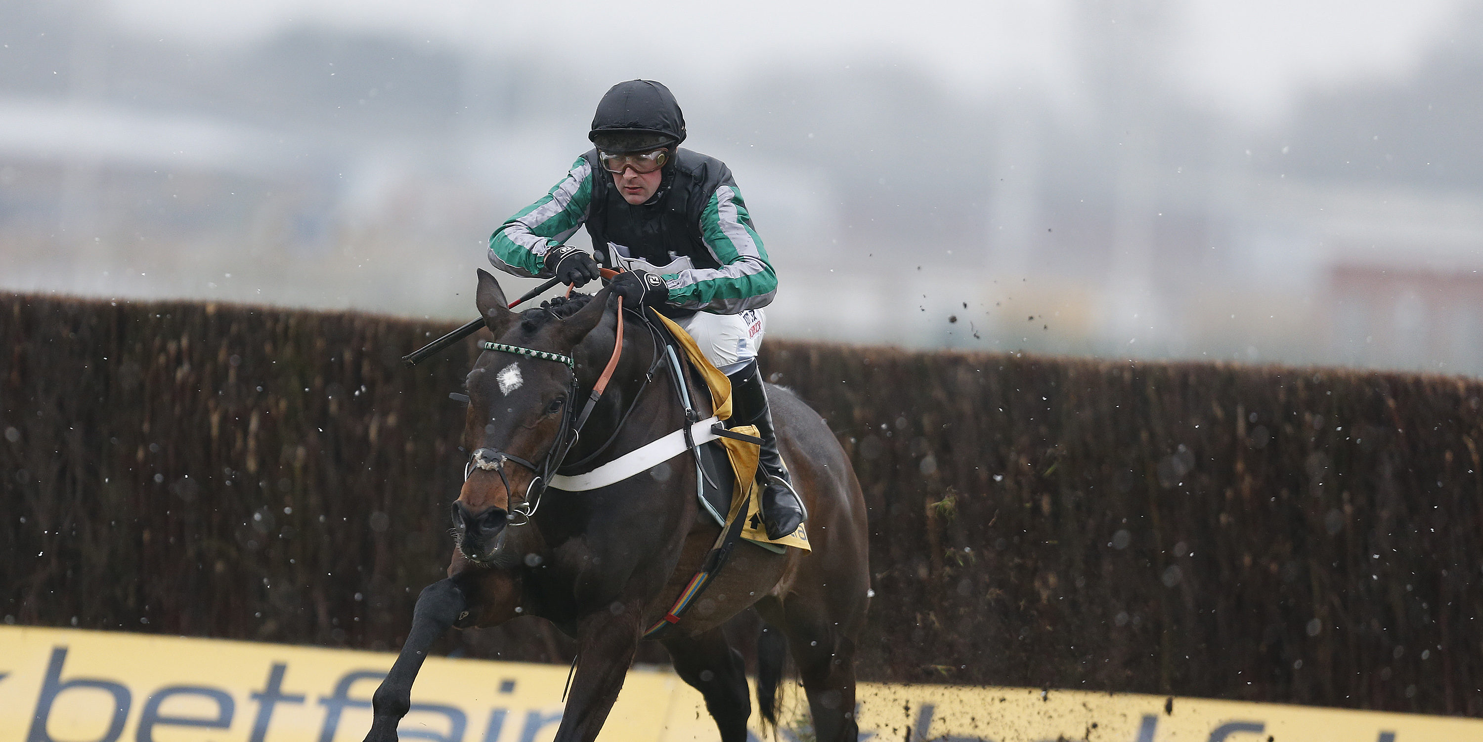 Altior blitzes rivals with devastating Game Spirit display