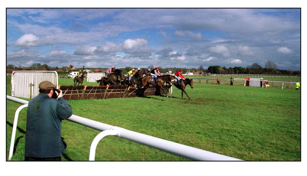 Plumpton Awaits Test Results Over Sunday Fixture After Nearby Equine Flu & EHV-4 Case